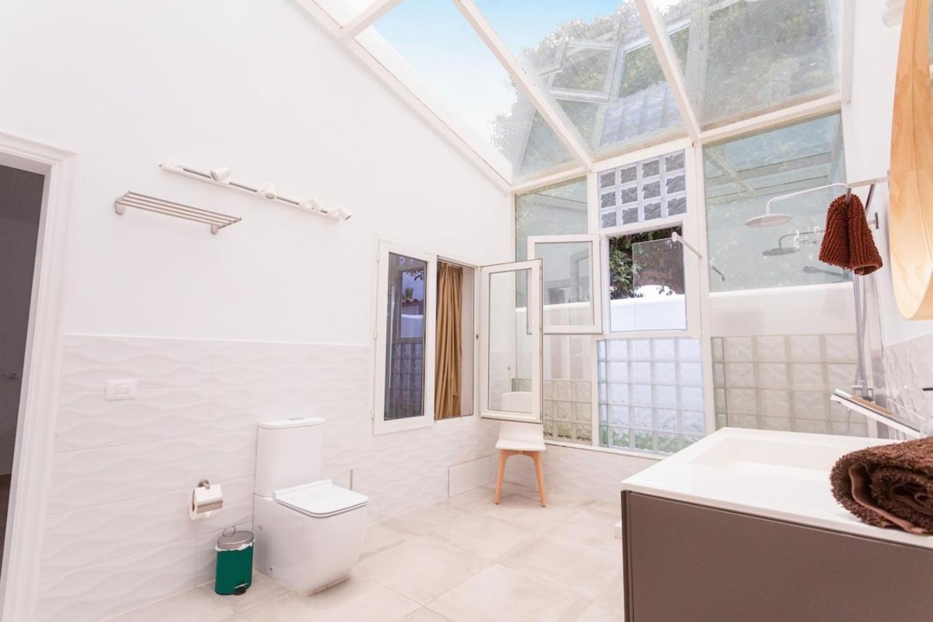 Alamos Park-Stunning Villa In Huge Private Grounds 산미겔데아보나 외부 사진