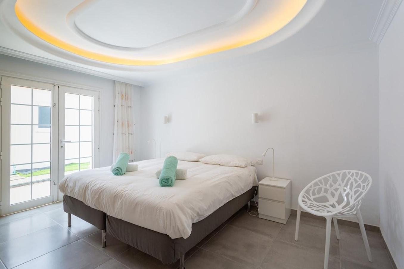 Alamos Park-Stunning Villa In Huge Private Grounds 산미겔데아보나 외부 사진